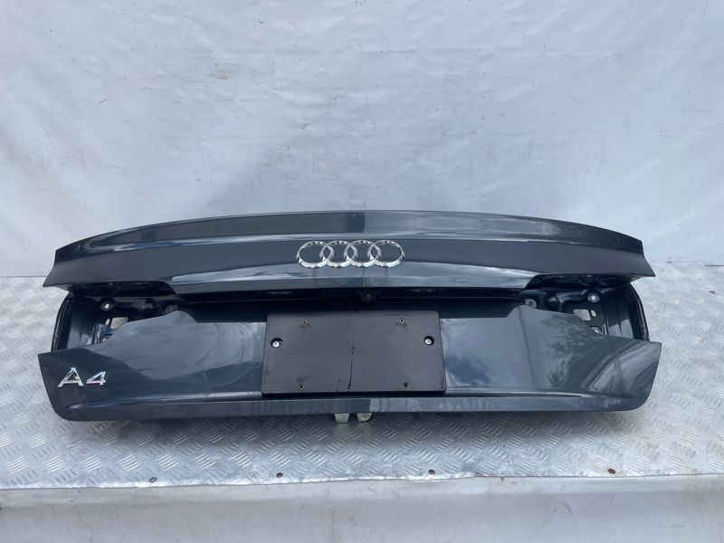 Кришка багажника Audi A4