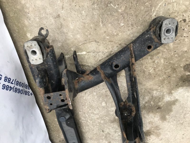 Підрамник задній 5N0505235L Volkswagen Tiguan