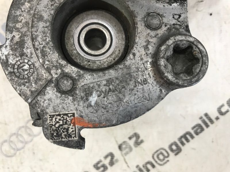 Ролик натяжной 059908133J Volkswagen Touareg