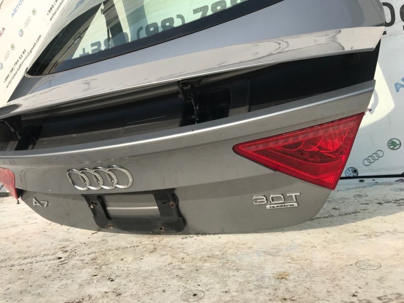 Кришка багажника 4G8827025A Audi A7
