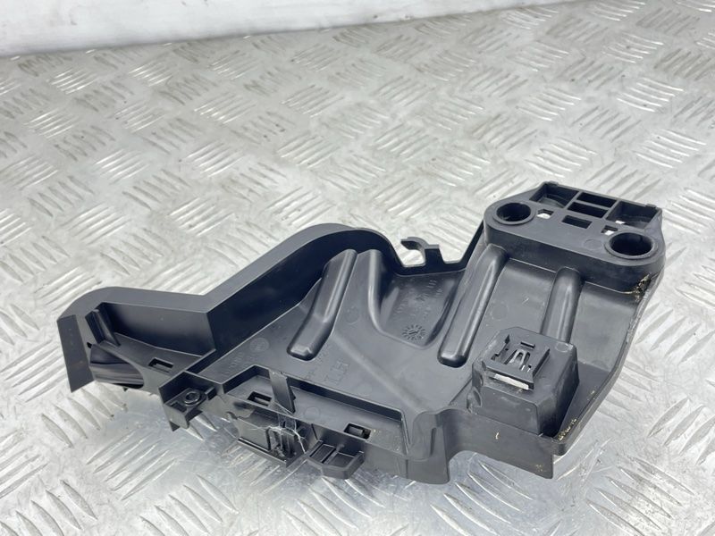 Крепление 31349771 Volvo XC90
