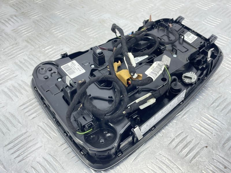 Плафон освещения салона 4M0947135AN6PS Audi Q7