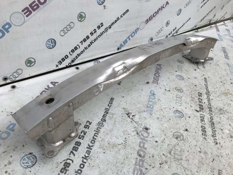 Підсилювач заднього бампера 4G8807309C Audi A7