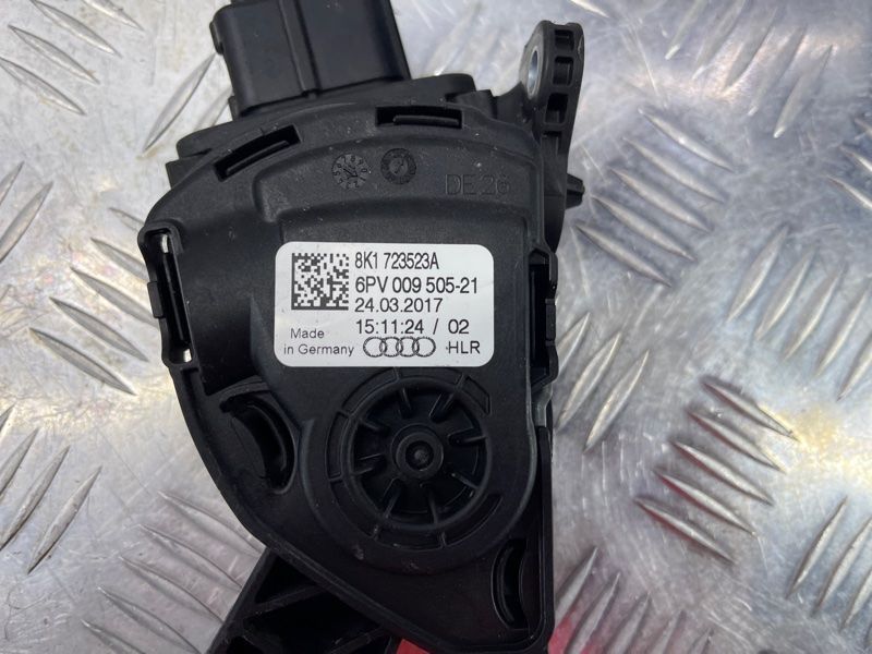 Педаль газу (акселератора) 8K1723523A Audi A7