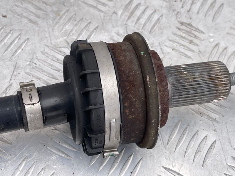 Піввісь 31325816 Volvo XC90