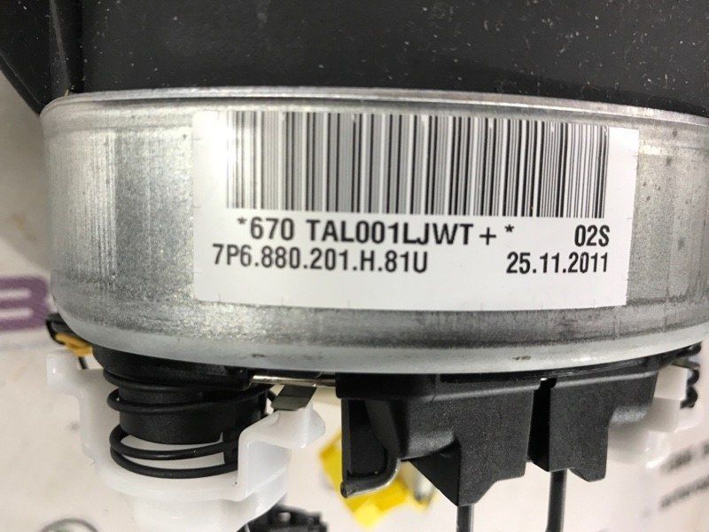 Подушка в руль / Airbag 7P6880201H81U Volkswagen Touareg