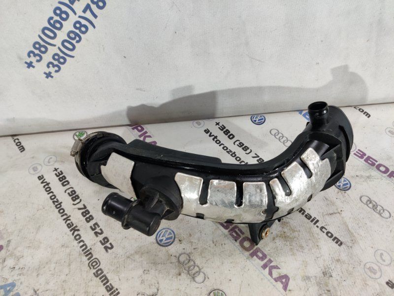 Патрубок інтеркулера F2G39R504BD Ford Fusion