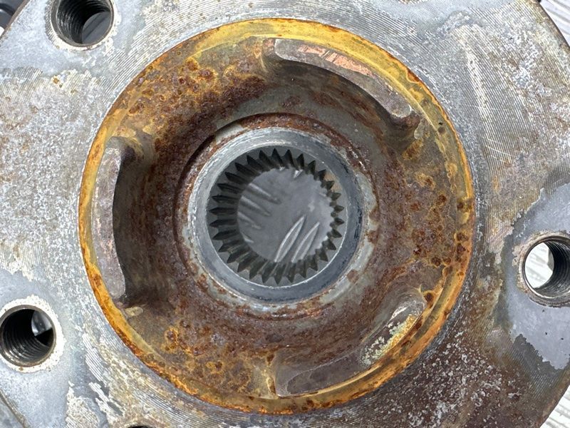 Поворотний кулак / цапфа 7P6487246A Audi Q7