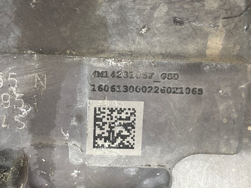 Рульова рейка 4M1423055N Audi Q7