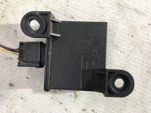 Передатчик системы контроля давления в шинах 7PP907283 Volkswagen Touareg