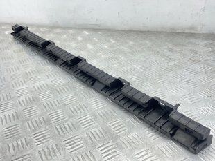 Кронштейн порогу 31395856 Volvo XC90