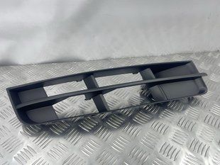 Решітка переднього бампера 4L0807682B01C Audi Q7