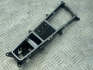 Накладка селектора АКПП 4K1713111B3Q7 Audi A6