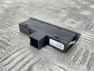 Кнопка аварийки 4L2927137C5PR Audi Q7