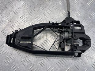 Кронштейн ручки 4N0837812B Audi A6
