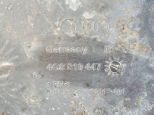 Жабо / Кожух водоотводящего короба 4G8819447H9B9 Audi A7