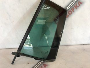 стекло двери задней 5N0845213E Volkswagen Tiguan