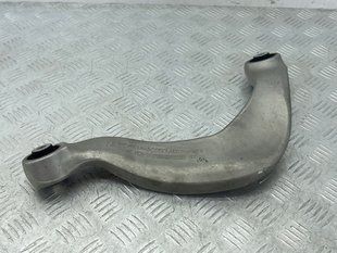 Рычаг задней подвески поперечный верхний правый 8K0505324H Audi A8 Audi A4, Audi A4 Allroad, Audi A5, Audi A6, Audi A7, Audi A8, Audi Q5, Audi RS5, Audi RS7, Audi S4, Audi S5, Audi S6, Audi S7, Audi S8, Audi SQ5