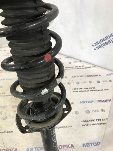 Стійка амортизатора в зборі з пружиною 562104GA0C Infiniti Q50