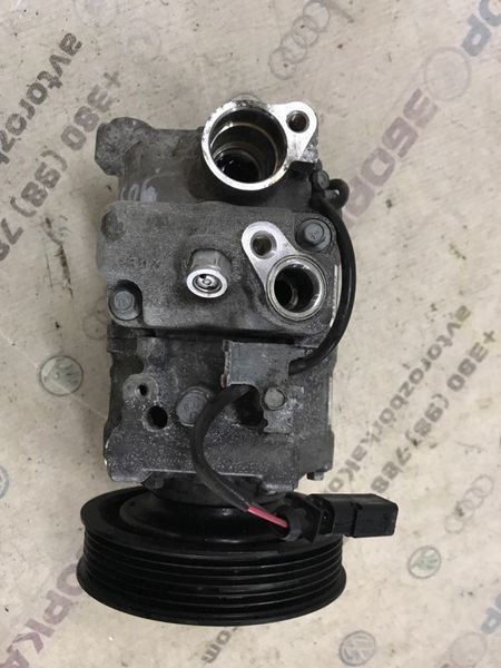 Компресор кондиціонера 4G0260805A Audi A6