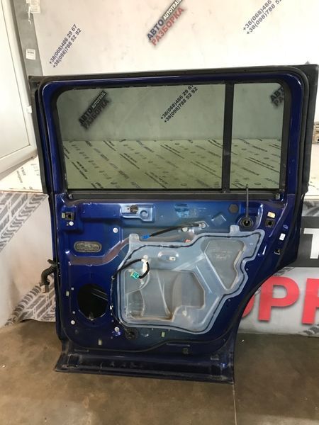 Двері 8A8Z7424630A Ford Flex