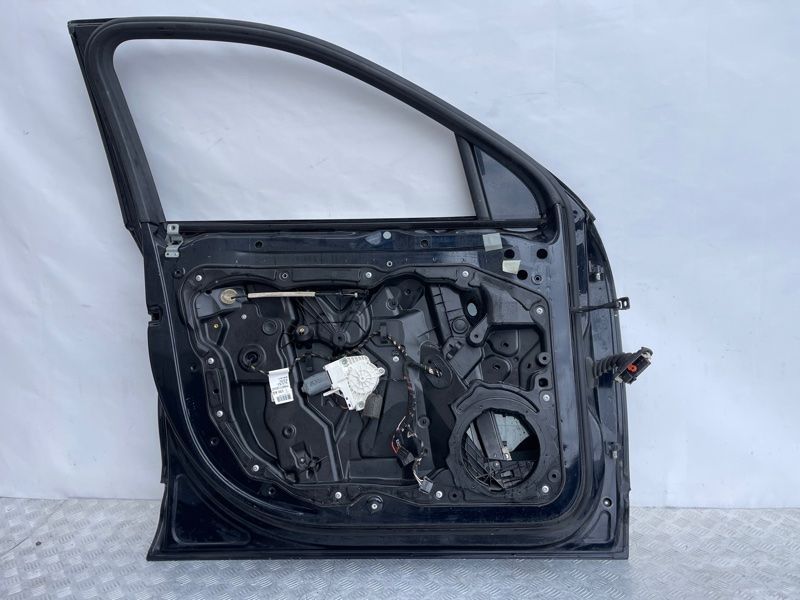 Дверь 7P0831055 Volkswagen Touareg