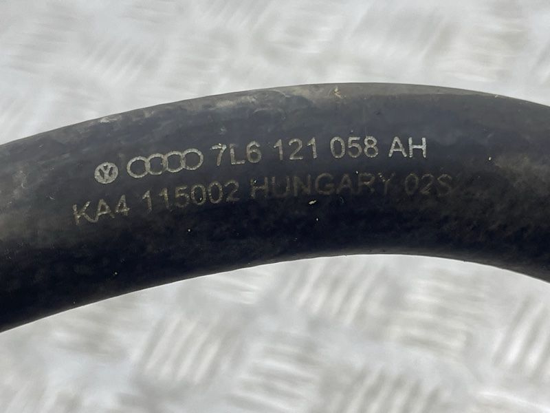 Шланг системи охолодження 7L6121058AH Audi Q7