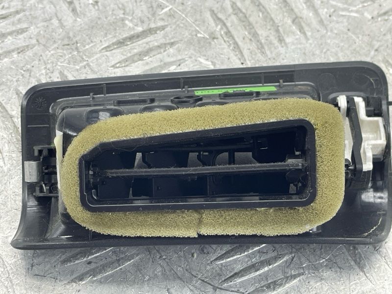 Дефлектор повітропроводу 31455191 Volvo XC90