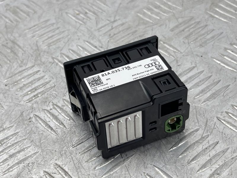 Роз'єм для підключення зовнішніх аудіоджерел (2x USB + 1x AUX-IN) 81A035736 Audi A6 Audi A3, Audi A6, Audi A7, Audi RS3, Audi S6