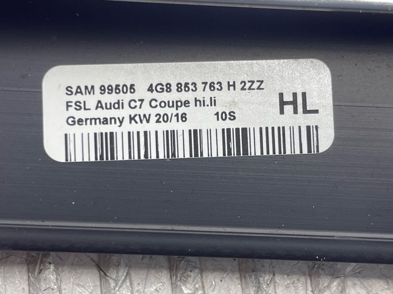 Молдинг / ущільнювач пазу скла (хром) 4G8853763H Audi A7