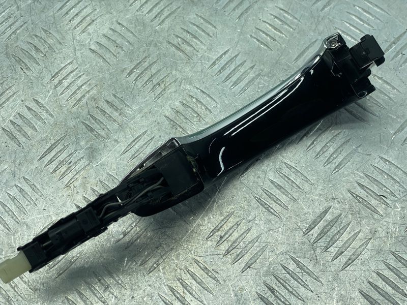 Ручка дверей (keyless) зовнішня 4H0837206C Audi A7
