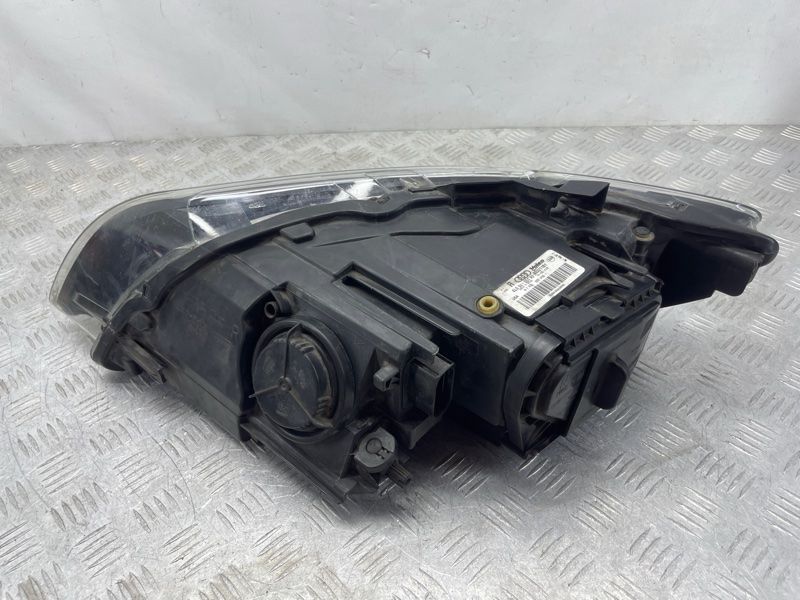 Фара Ксенон 4L0941004AJ Audi Q7