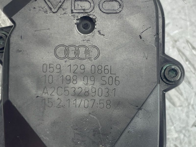 Регулятор дросельної заслінки 059129086L Audi Q7
