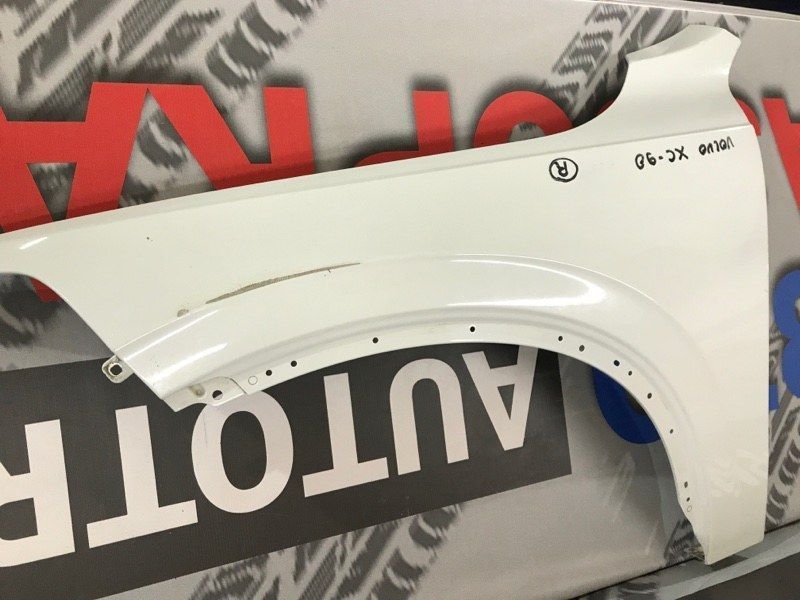 Крыло левое 31651675 Volvo XC90 Volvo XC90