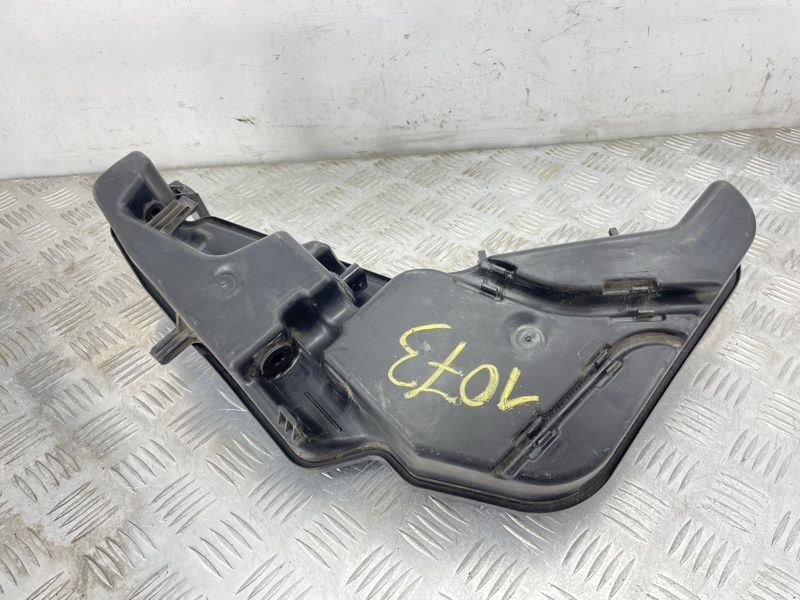 Бачок омивача скла 8R0955453B Audi Q5