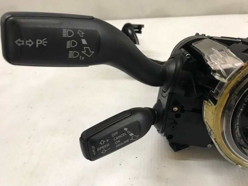 Блок підкермових перемикачів 4F0953549E Audi Q7