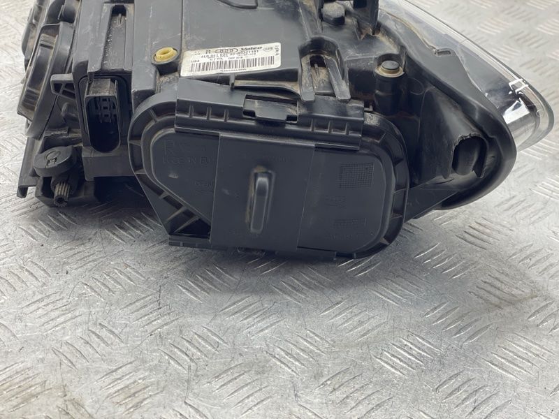 Фара Ксенон 4L0941004AJ Audi Q7