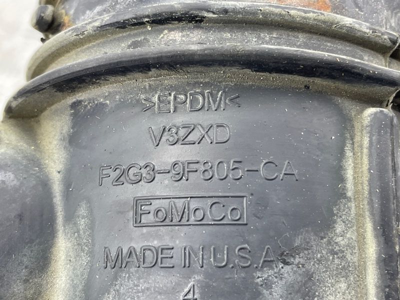 Патрубок воздушного фильтра F2G39F805CA Ford Edge