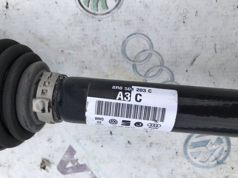Полуось 8R0501203C Audi A7
