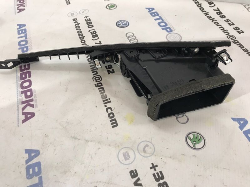 Дефлектор повітропроводу 687504GA0A Infiniti Q50
