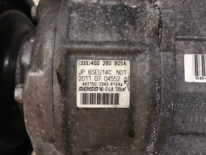 Компресор кондиціонера 4G0260805A Audi A6