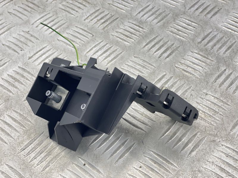 Клемма аккумулятора 8J0915459 Audi A6