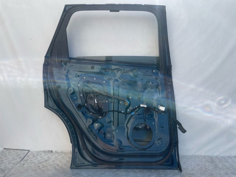 Дверь 4M0833051E Audi Q7