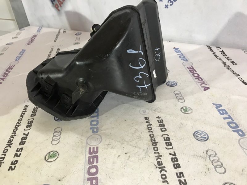 Повітрозабірник 7L0819049 Audi Q7