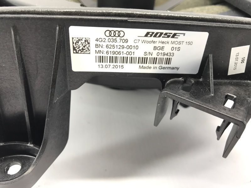 Сабвуфер BOSE 4G2035709 Audi A6