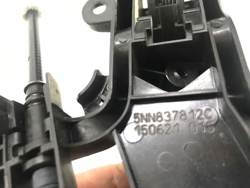 Ручка дверей (keyless) зовнішня Volkswagen Tiguan