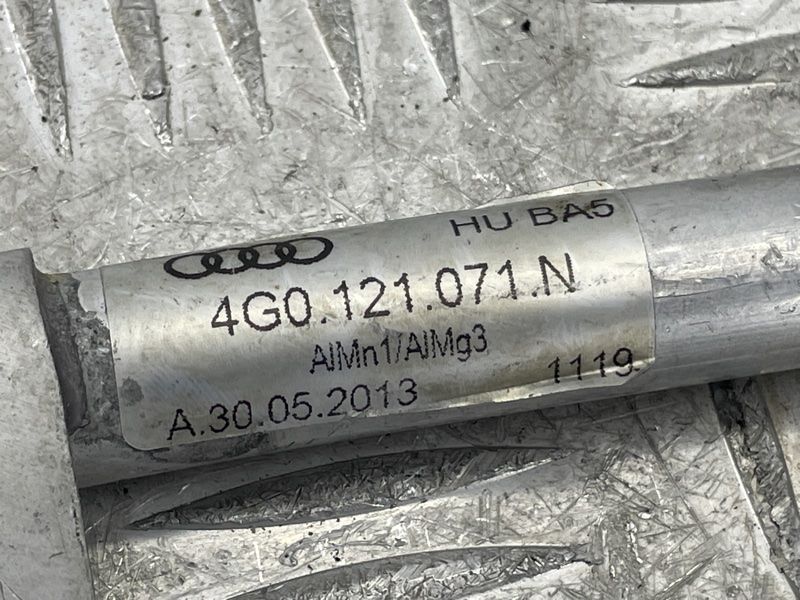 Трубка системы охлаждения 4G0121071N Audi A6 Audi A6, Audi A7