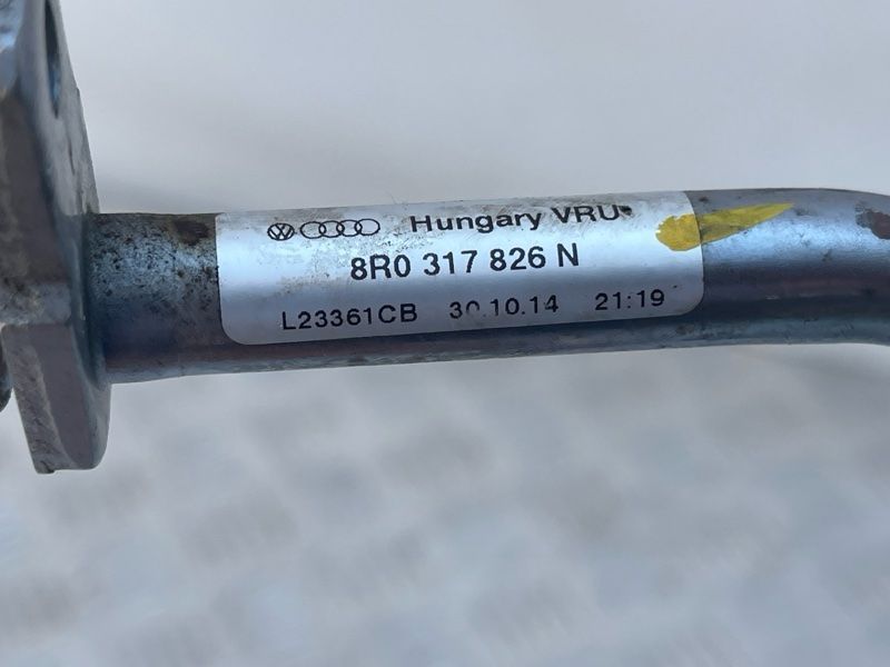Патрубок системи охолодження 8R0317826N Audi Q5