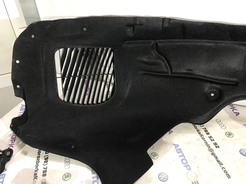 Подкрылок 4L0809961E Audi Q7