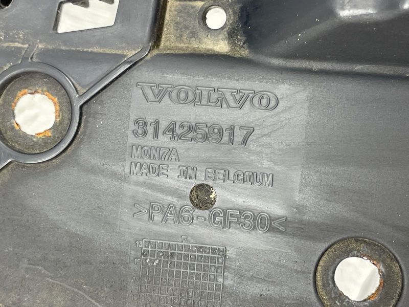 Телевізор верх (монтажна панель) 31425917 Volvo XC90